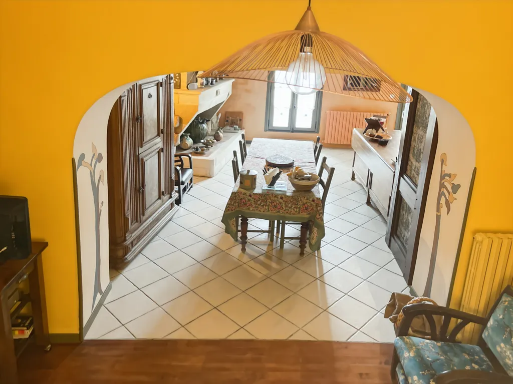 Salle à manger - Maison en Pierre avec Terrasse au Centre Historique de La Brède