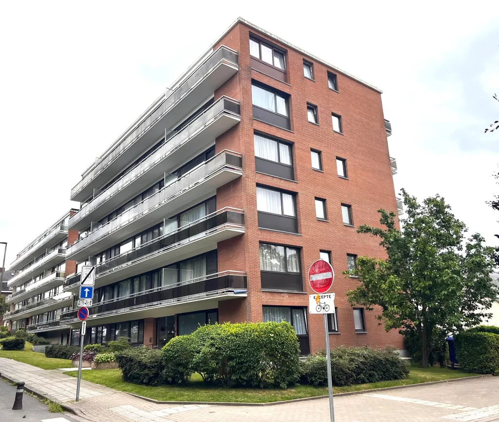 Välivaade - Studio with Garage in Salzinnes, Namur
