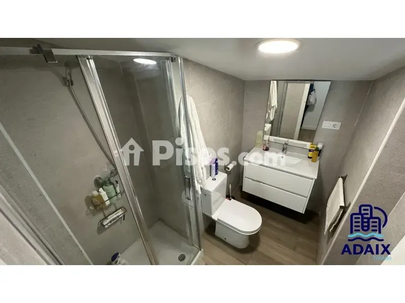 Vannitoad - Modern Penthouse with Terraces in Bargas
