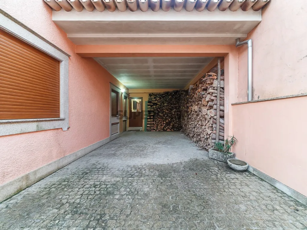 Välivaade - Detached House with Pool in Fiães