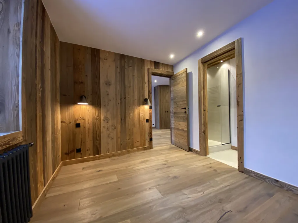 Esik - Renovated Apartment with River View in Megève