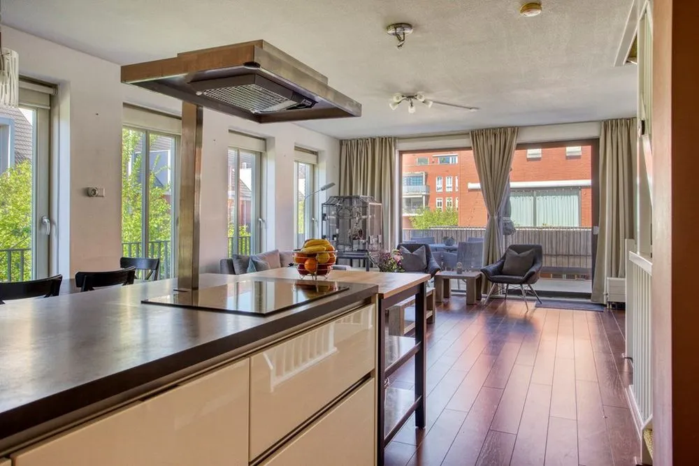 Kitchen - Eco-Friendly Corner House with Two Parking Spots in Nootdorp