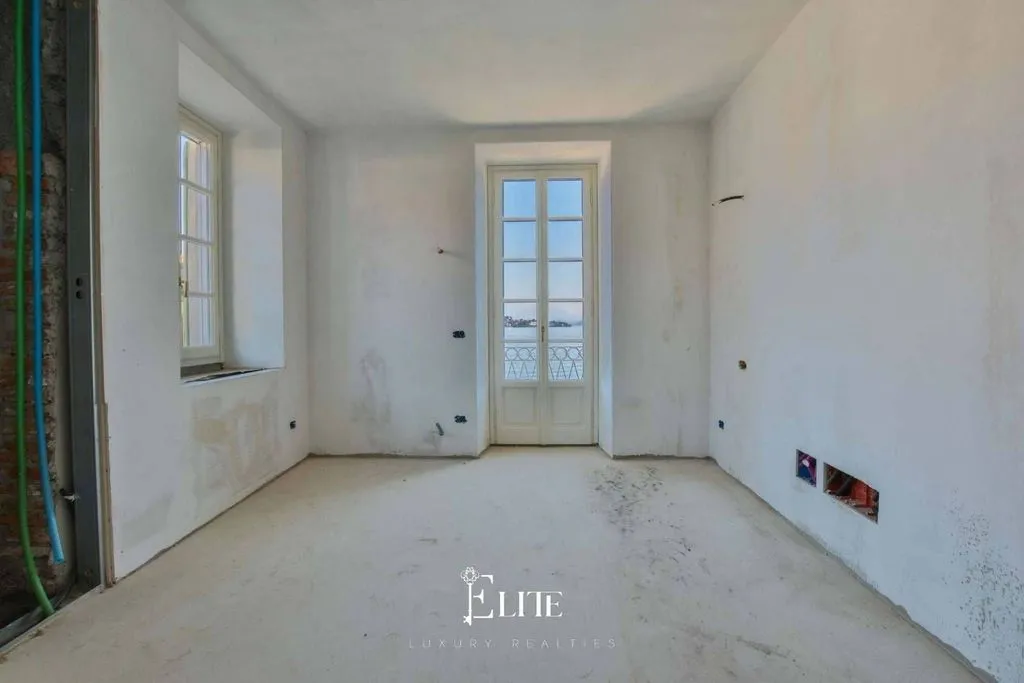 Pièces - Luxury Villa with Lake View in Stresa