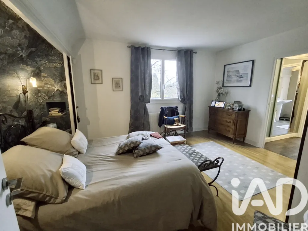 Magamistoad - Architectural House with Pool in Bihorel
