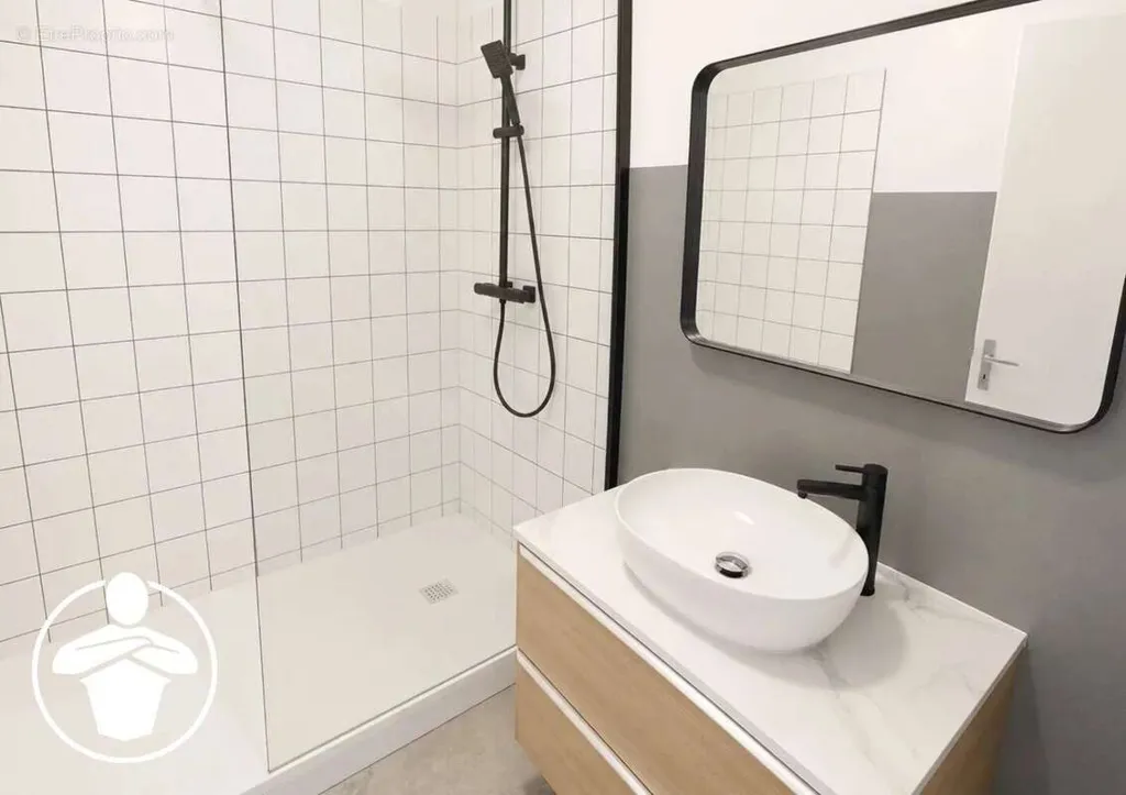Vannitoad - Bright Apartment with Balcony in Agen