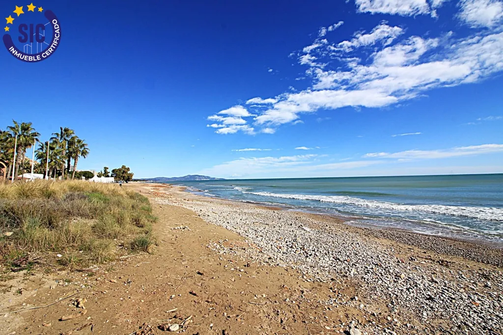 Beachfront Apartment with Sea View in Marina D'Or