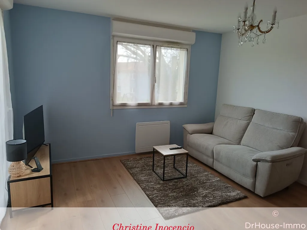 Elutuba - Bright Apartment with Pool in Coutras