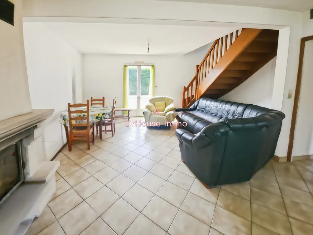 Elutuba - Family House with Large Garage in Bonnétable