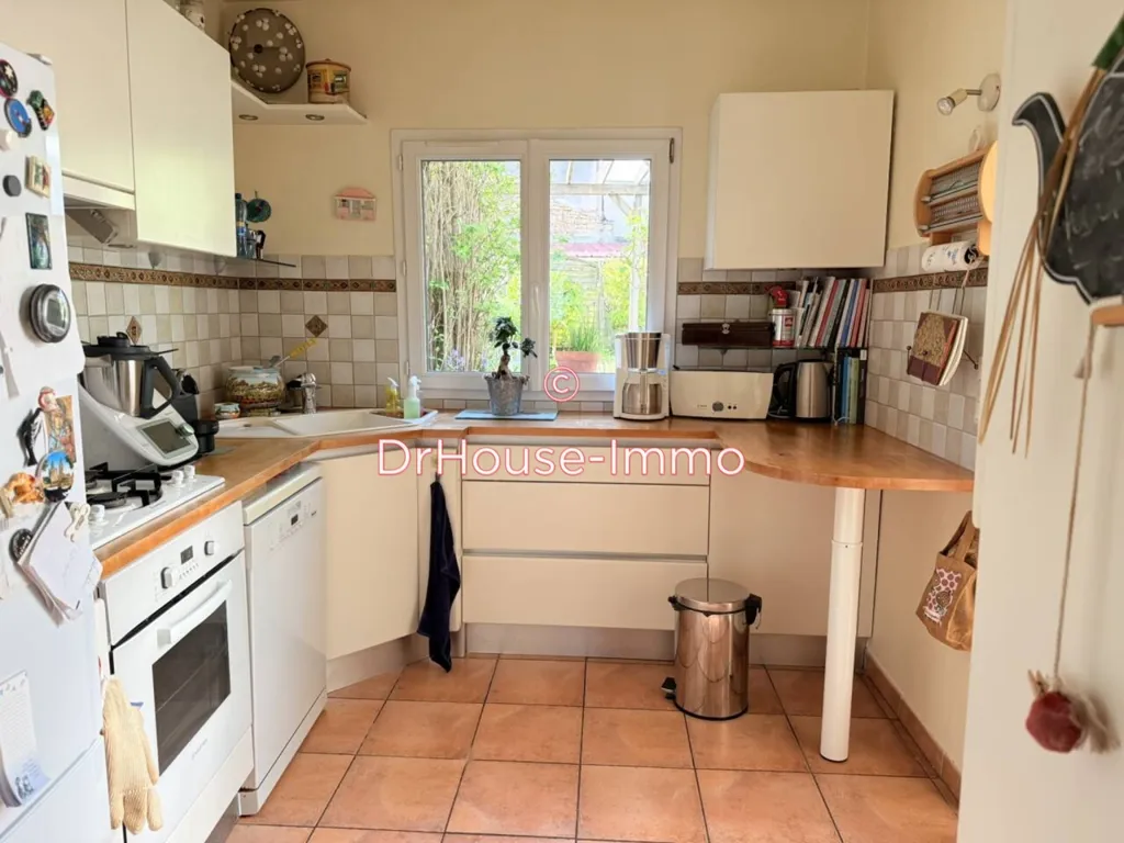 Köök - Renovated House with Garden in Angoulême