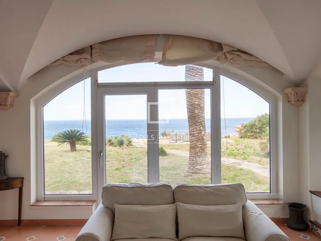 Elutuba - Luxury Villa with Private Jetty in Banyalbufar