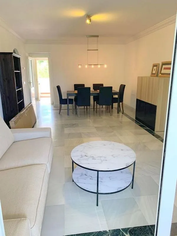Séjour - Apartment with Pool in Pinos de Nagüeles
