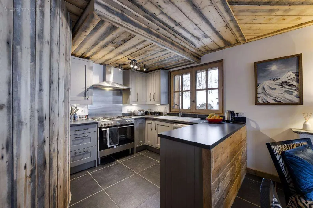 Cuisine - Duplex Luxe avec Piscine et Jacuzzi à Saint-Paul-en-Chablais