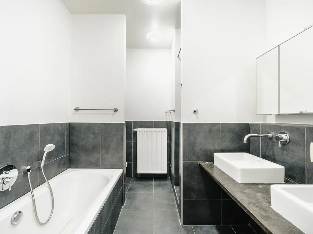 Salles de bain - Appartement avec Jardin au Sud-Ouest à Ixelles