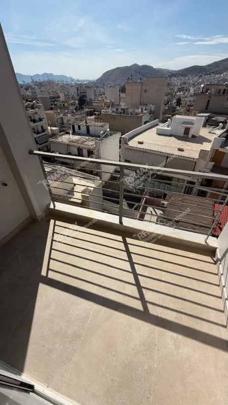 Balcon - Modern Penthouse with Panoramic View in Kifissia