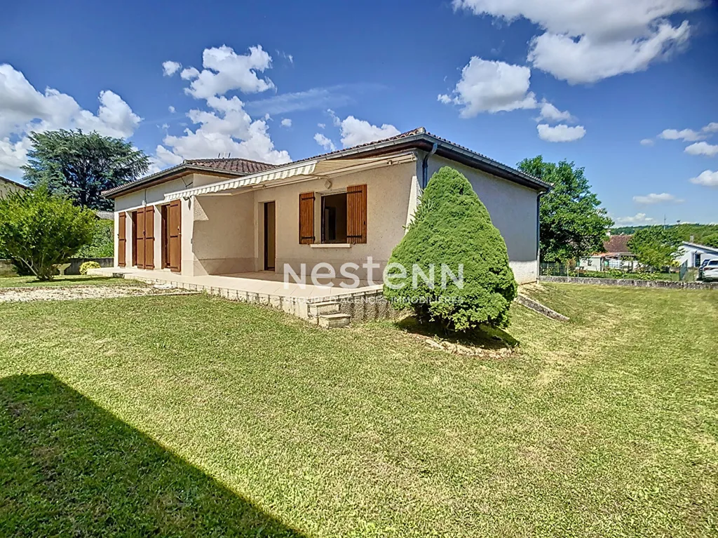Extérieur - Maison de Plain-Pied avec Garage à Nérac