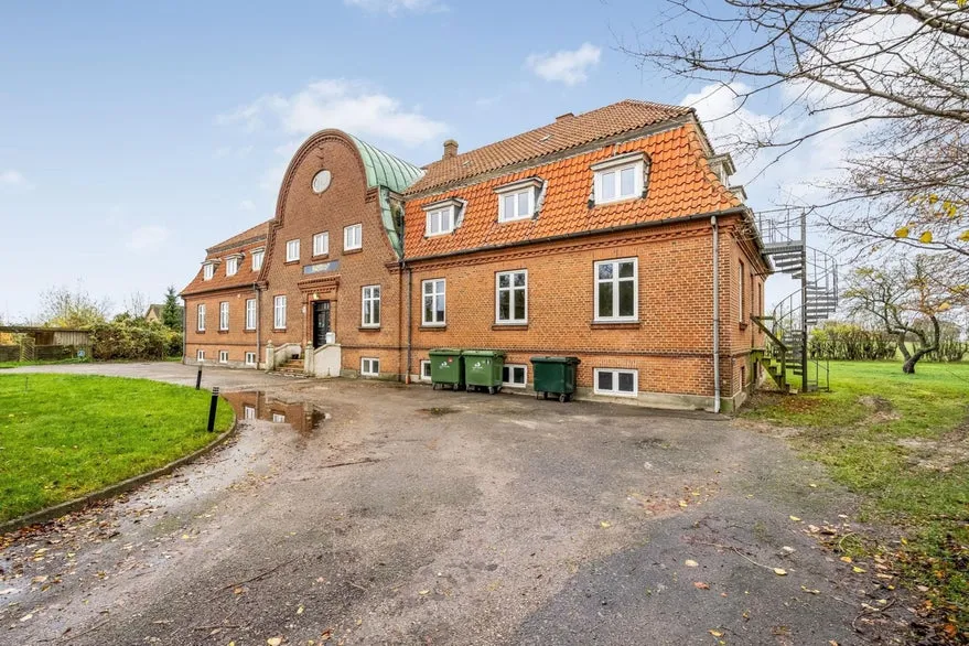 Extérieur - Online Hotel with Classic Architecture in Holeby