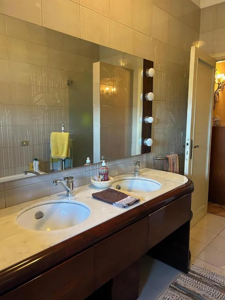 Bagni - Penthouse with Terraced View in Empoli