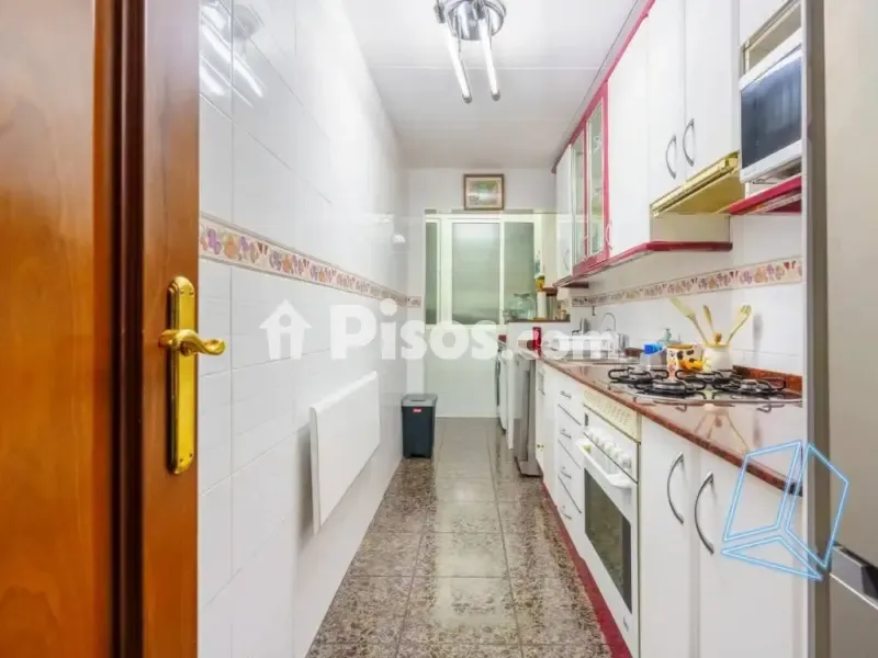 Köök - Ground Floor Flat with Balcony in Gavà