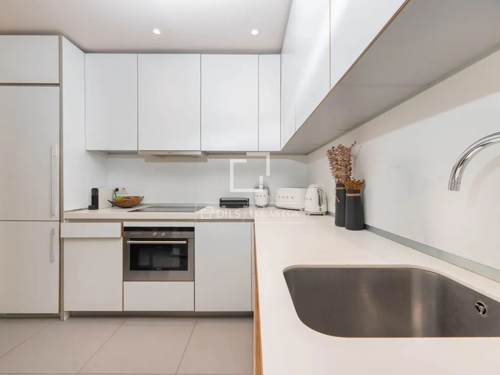 Köök - Renovated Townhouse Near Beach in Cala Llonga