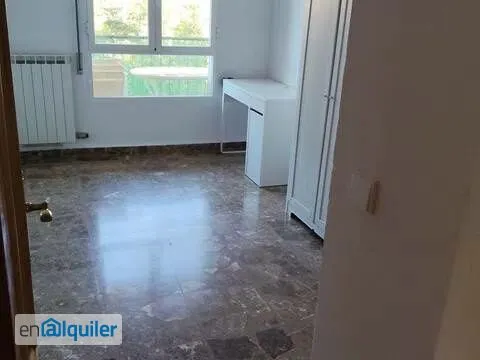 Rooms - Apartment with Terrace in Actur, Zaragoza