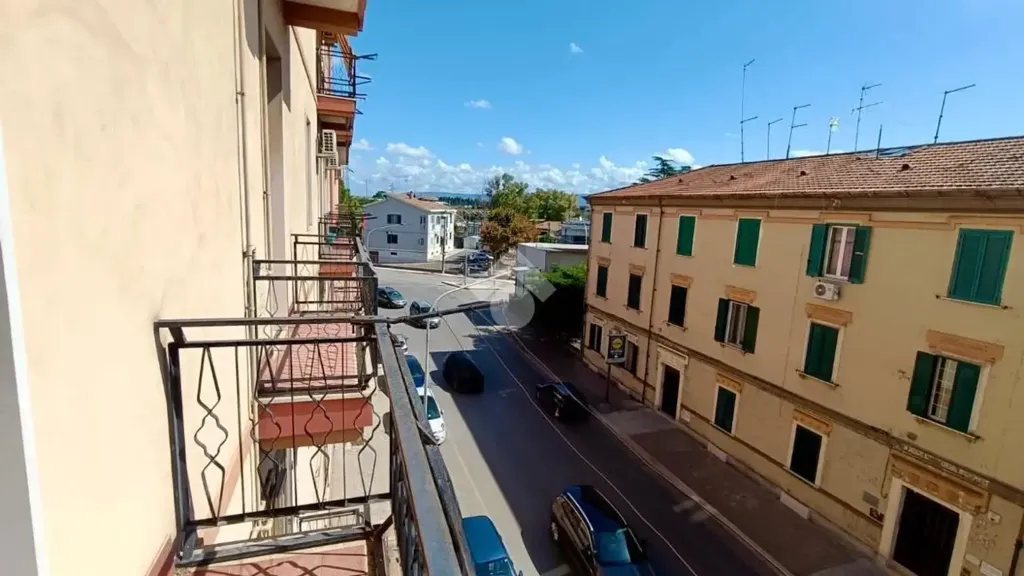 Rõdu - Three-Bedroom Apartment with Terrace in San Severo