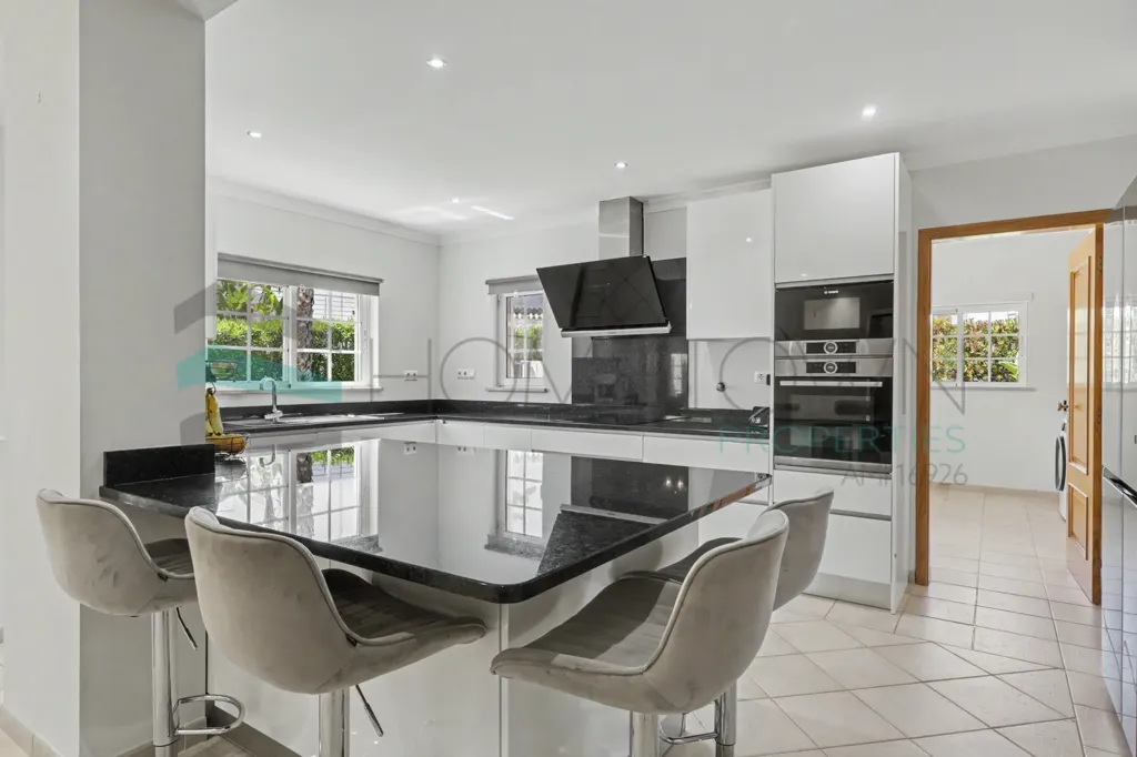 Cucina - 5-Bed Villa with Pool in Vila Sol, Loulé