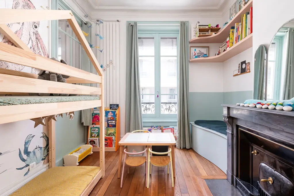 Chambres - Appartement Charmant avec Parquet au Quai du Rhône