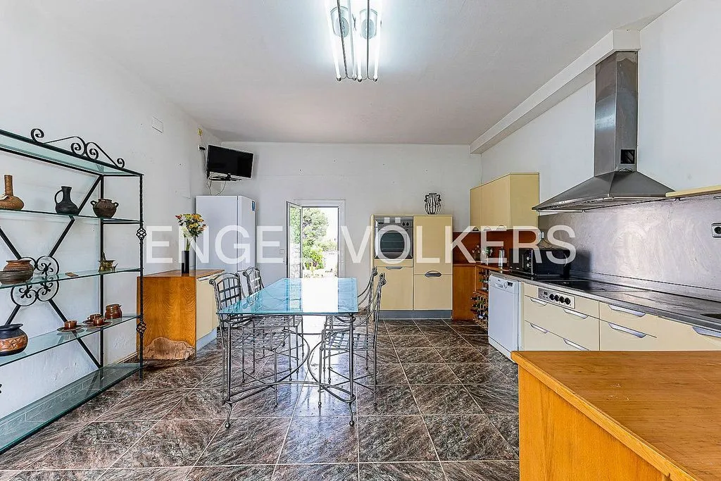 Köök - Single-Storey Chalet with Pool in El Parc de Cubelles