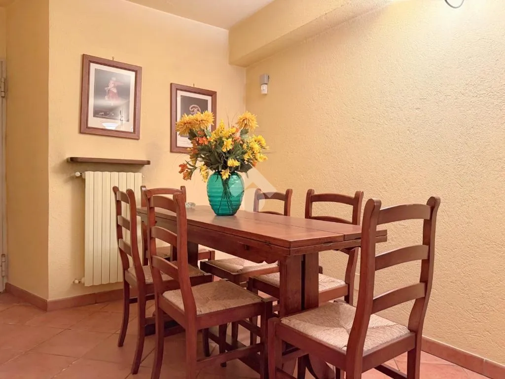 Salle à manger - Terraced Villa with Private Garden in Oulx
