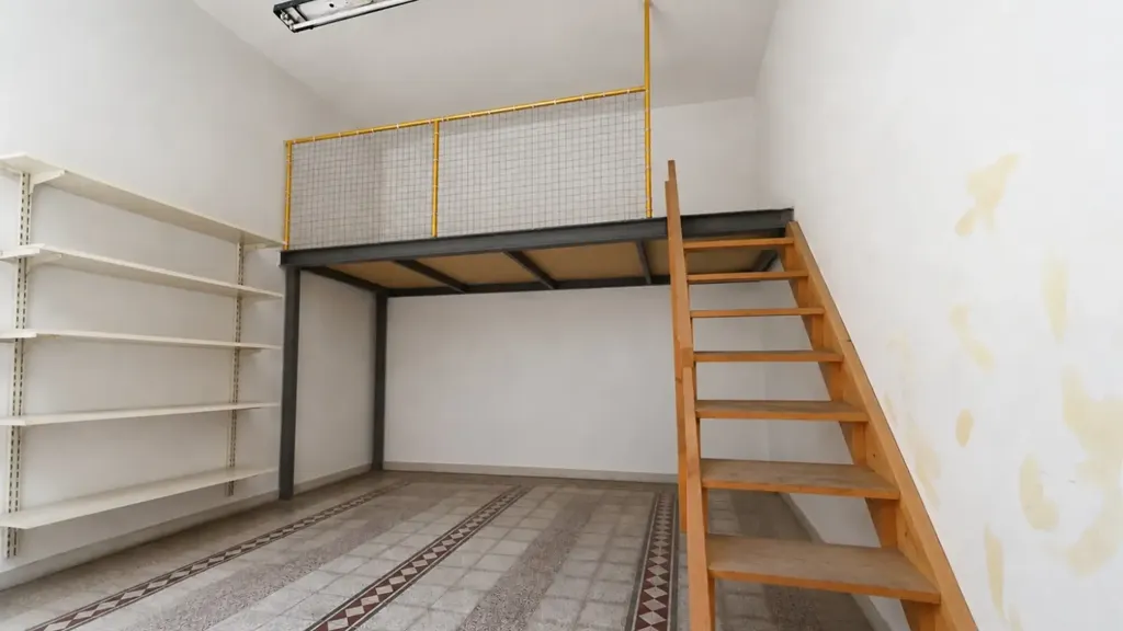 Pièces - Quadrilocale with Balcony and Garage in Certaldo
