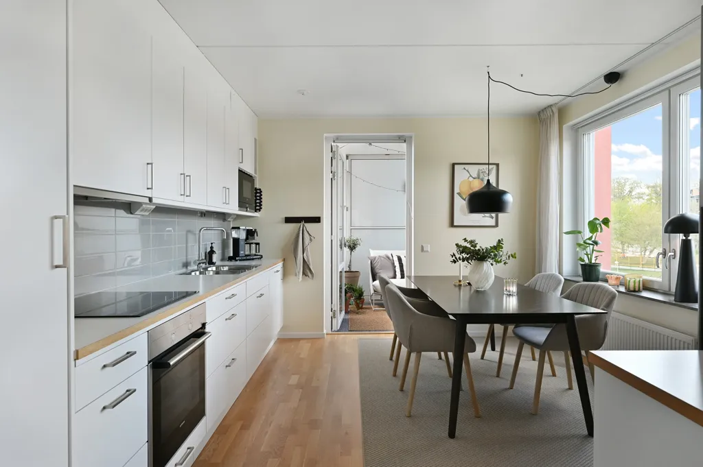 Salle à manger - Modern Flat with Balcony in Ekerö