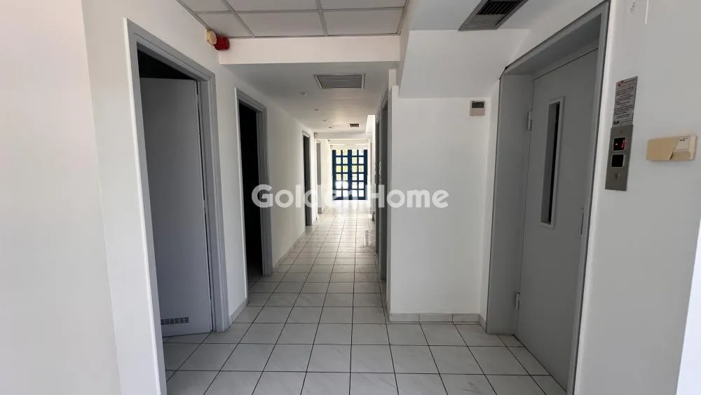 Esik - Modern Office Building with Tech Amenities in Alimos Centre