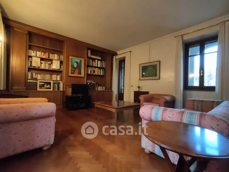 Soggiorno - Casa indipendente con cortile a Mortara