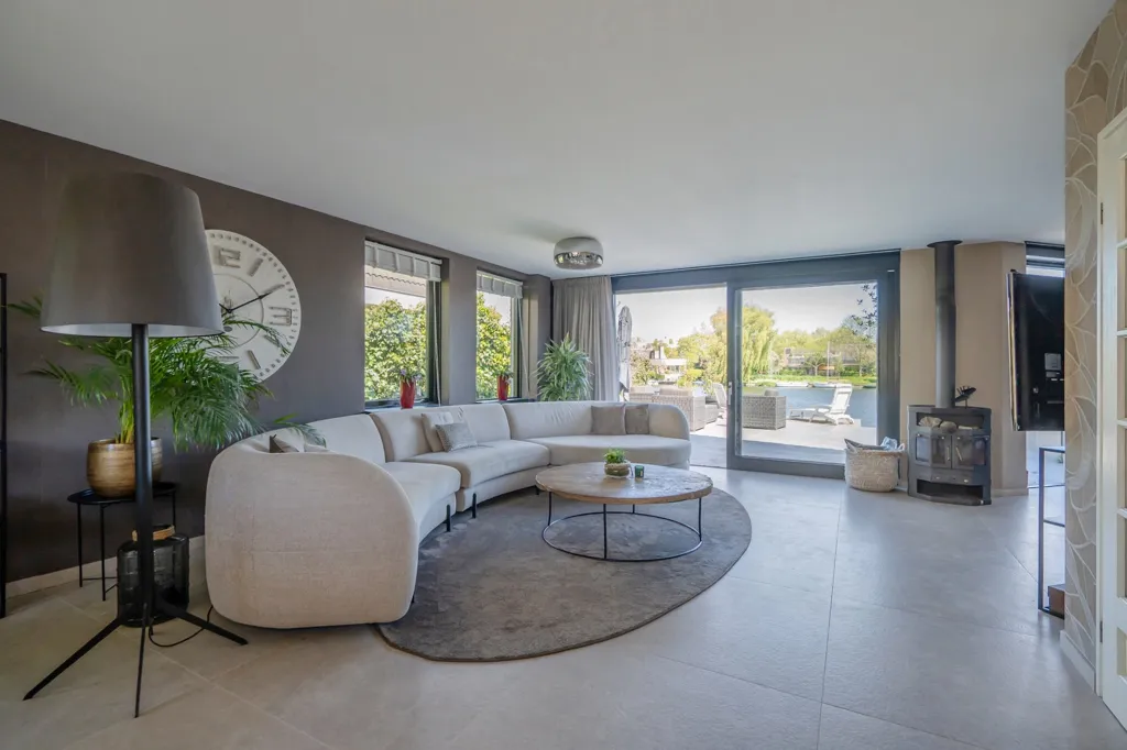 living_room
