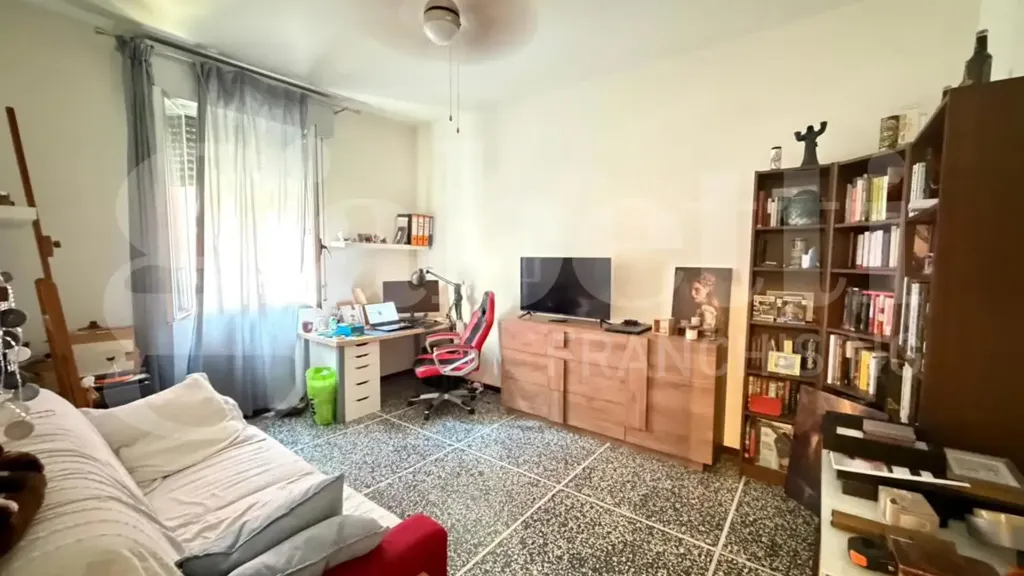Camere da letto - Unfurnished Triplex with Balcony in Bologna