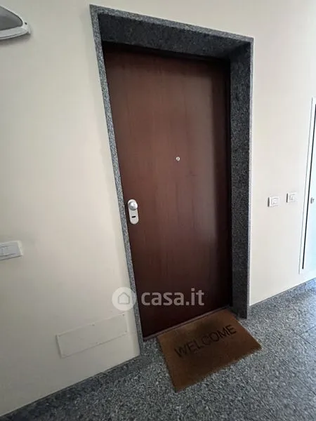 Entrée - Modern Studio with Balcony in Vigevano