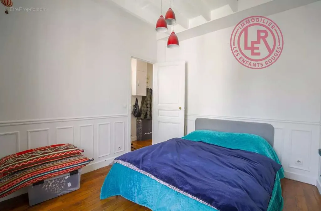 Chambres - Appartement 2 Pièces avec Vue Dégagée au Marais