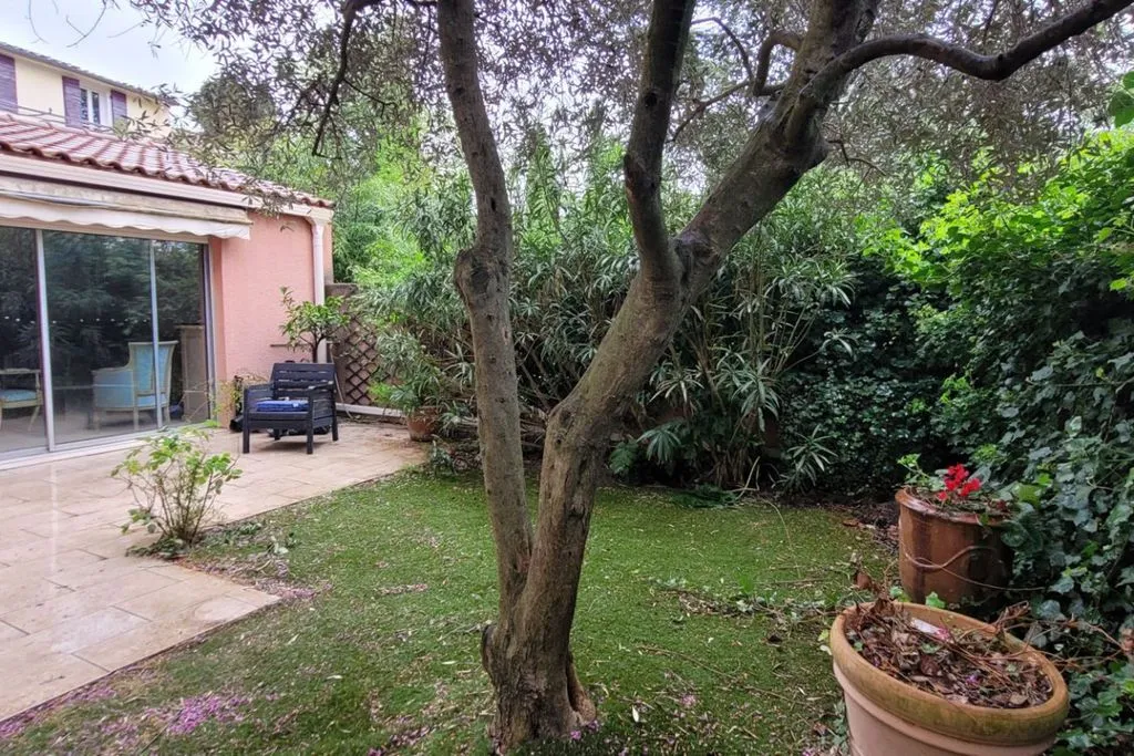 Appartement-Villa Luxueux avec Jardin à Aix-en-Provence