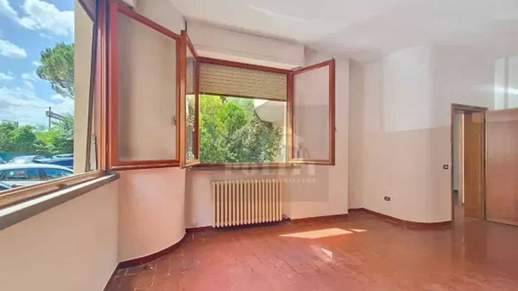 Apartment with Private Garden in Empoli