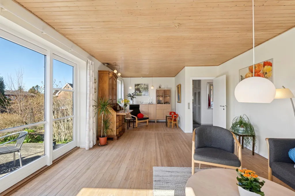 Séjour - Detached Villa with Garden in Brøndby