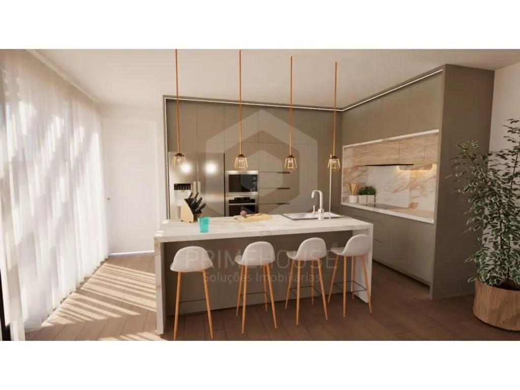 Modern Villa with Heated Pool in Azeitao