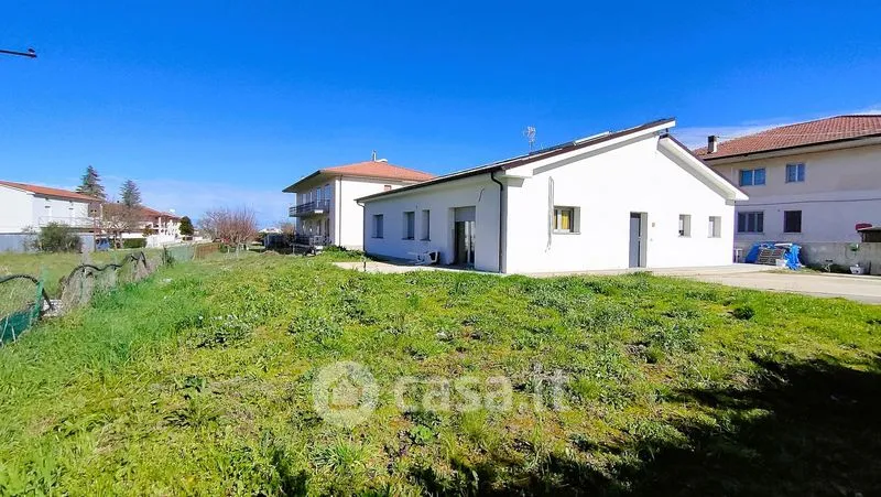 Garden - Renovated Villa with Garden in Orsogna