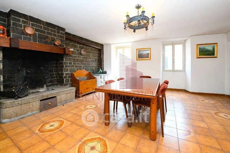 Dining Room - Rustic Farmhouse with Lake View in Tignale
