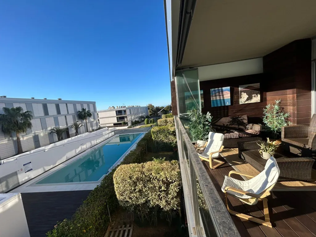 Bassein - Apartment with Pool and Terrace in La Duquesa