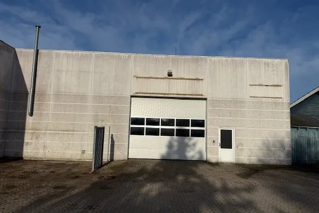 Extérieur - High-Ceilinged Warehouse with Large Port in Farum