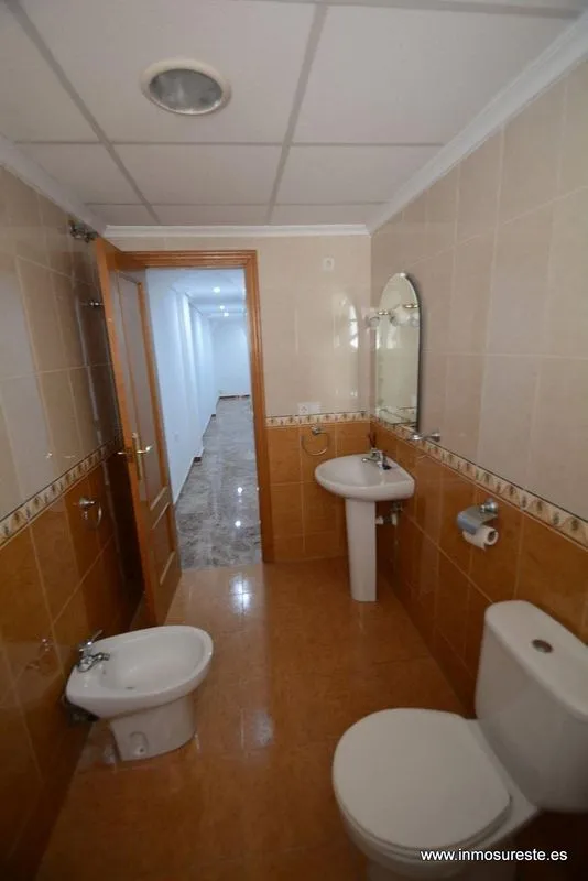 Salles de bain - Contemporary Flat with Private Patio in Orihuela