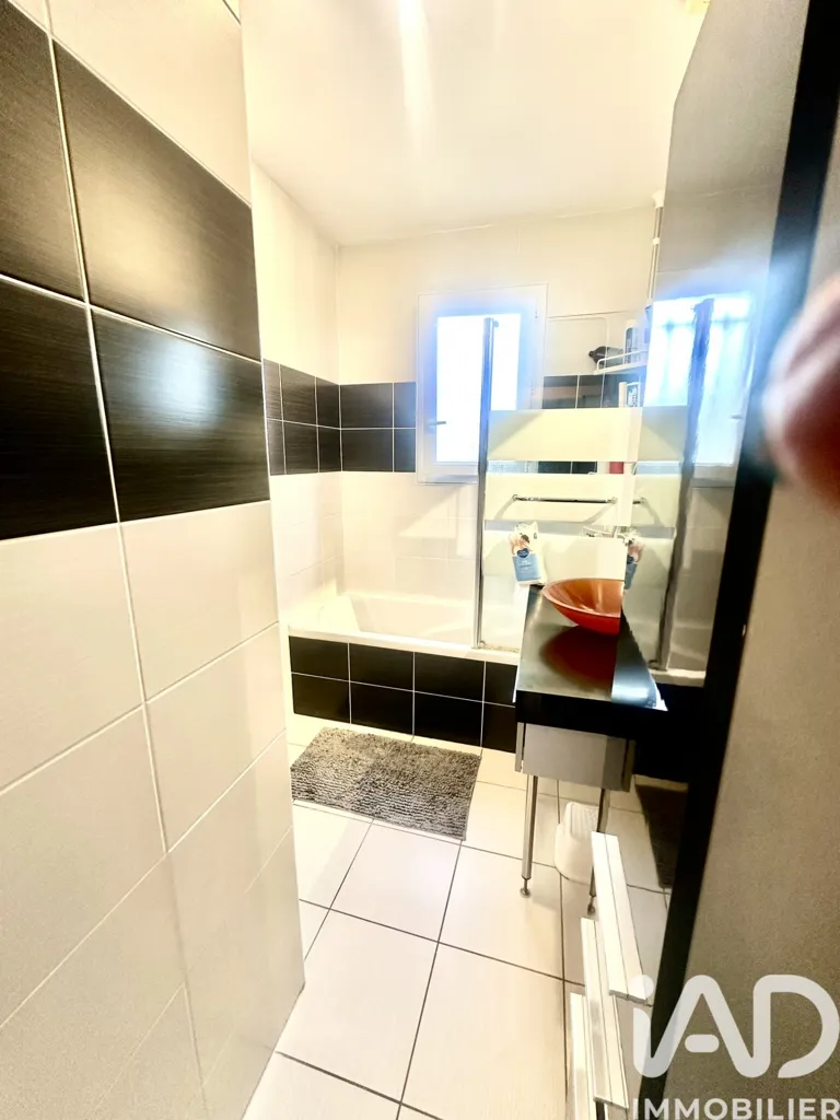 Vannitoad - Modern House with Pool in Borderes-Sur-L'echez