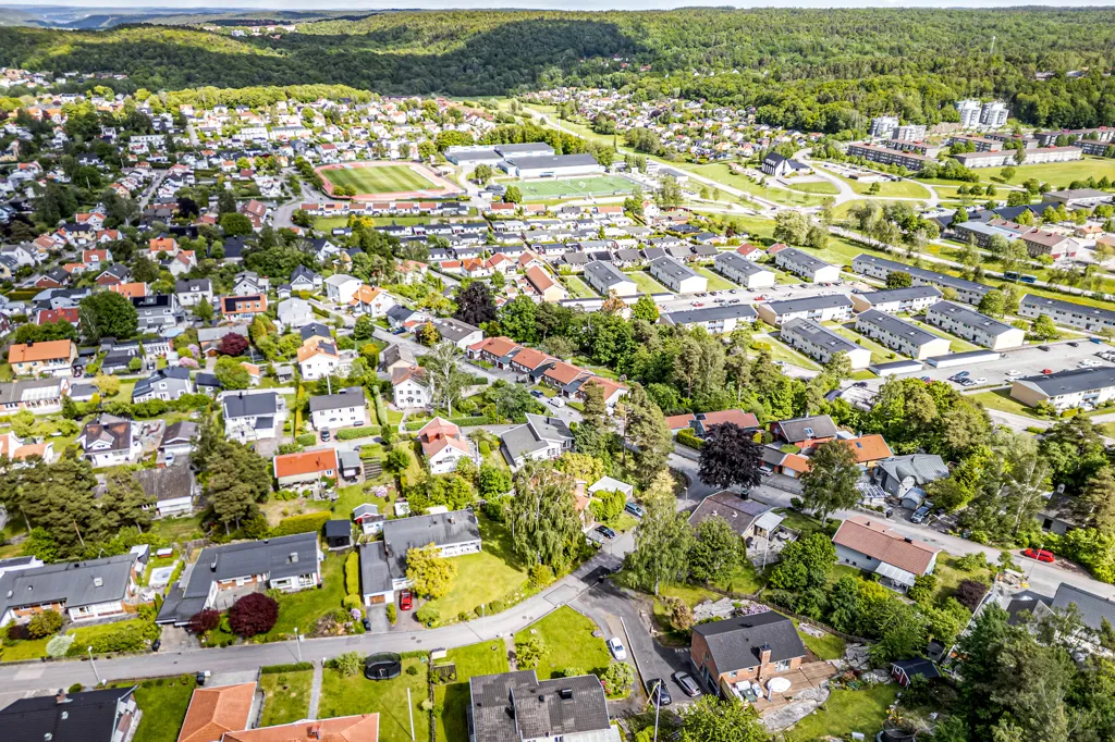 Õhuvaade - Two-Room Apartment with Balcony in Sävedalen