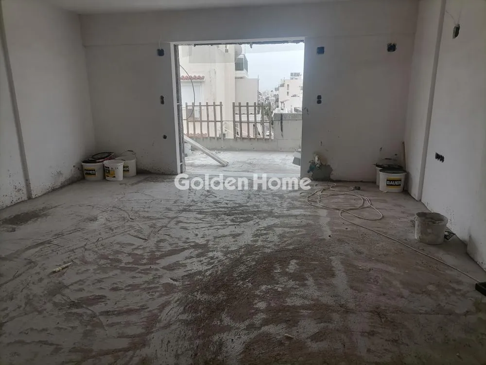 Pièces - Modern Penthouse with Balcony in Daphni