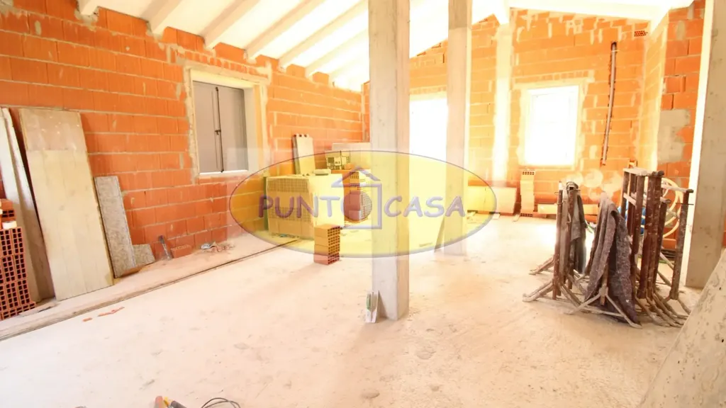 Toad - New Triplex Villa with Private Garden in Borghetto Lodigiano